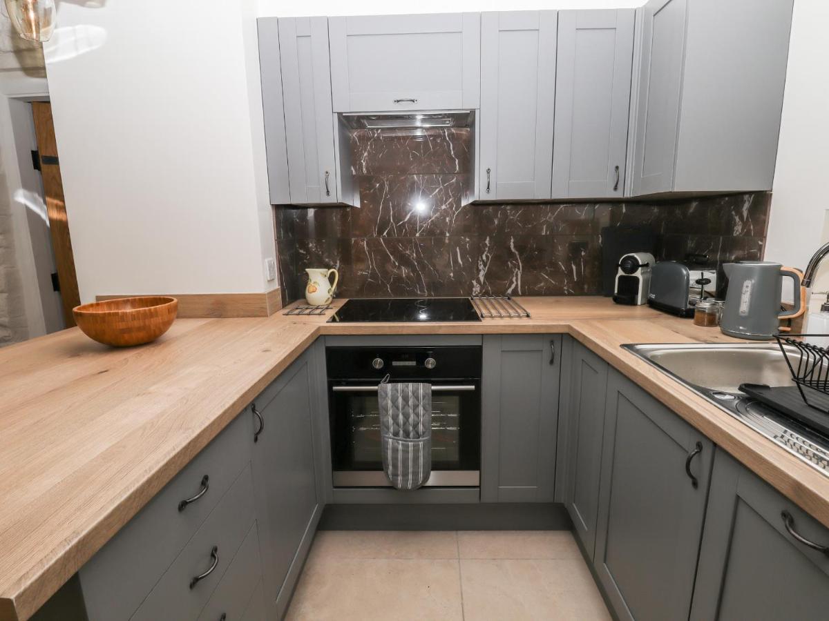 Villa Walnut Barn Belper Exterior foto